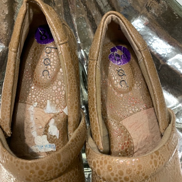 B.o.c. Clogs - Picture 2 of 3